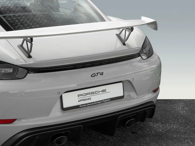 Porsche 718 Cayman GT4