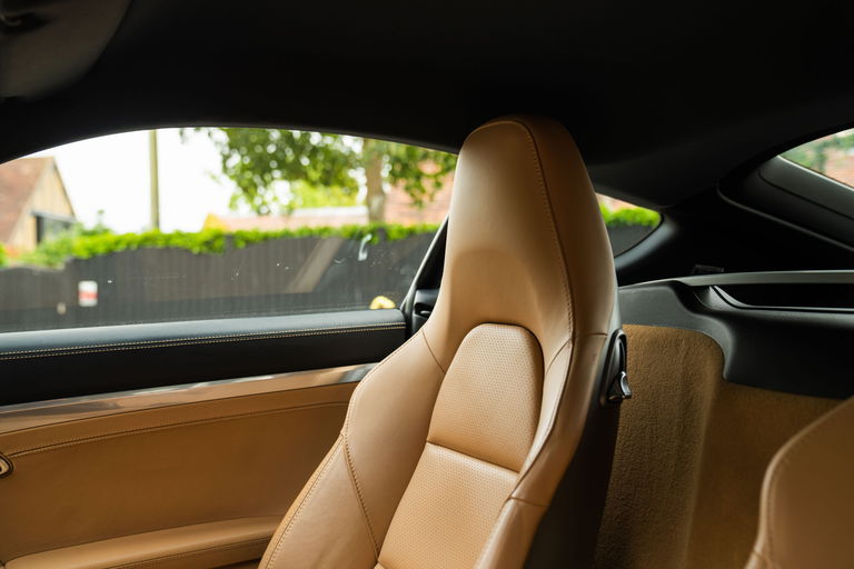 Porsche 981 Cayman S