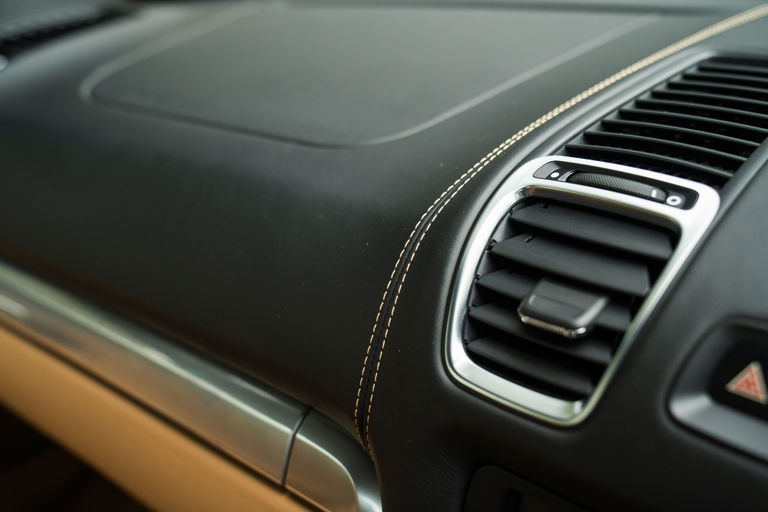 Porsche 981 Cayman S