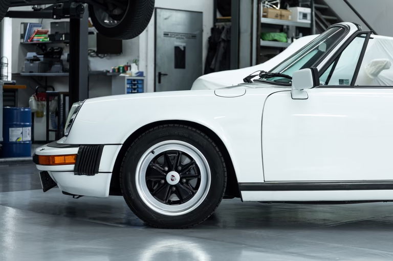 Porsche 911 SC