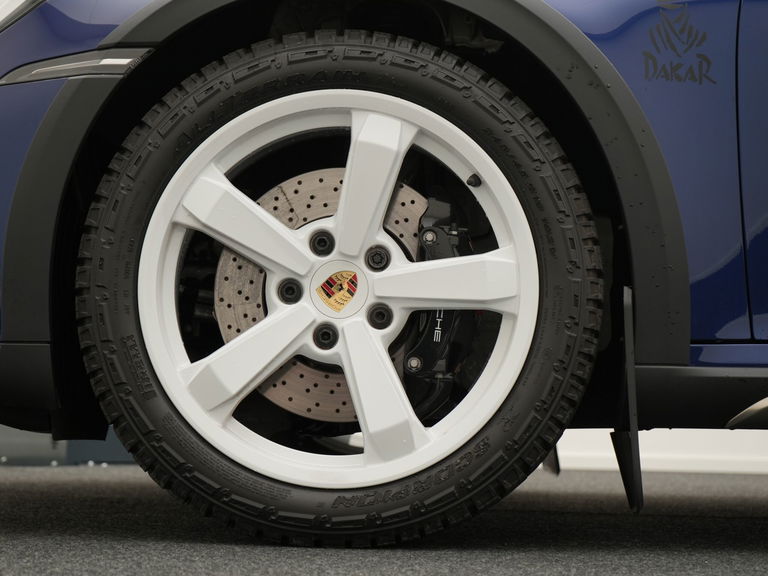 Porsche 911 Dakar