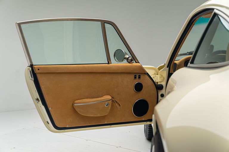 Porsche 911 Reimagined by Singer