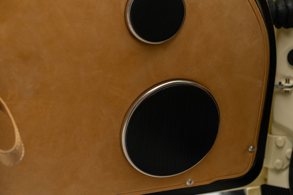 Porsche 911 Reimagined by Singer