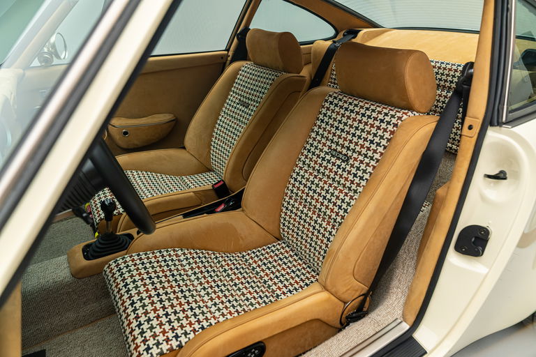 Porsche 911 Reimagined by Singer