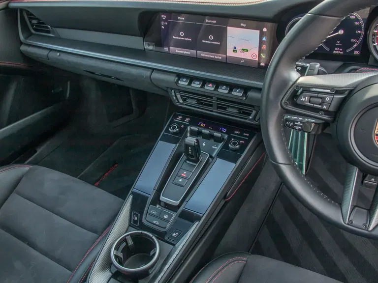 Porsche 992 Carrera GTS