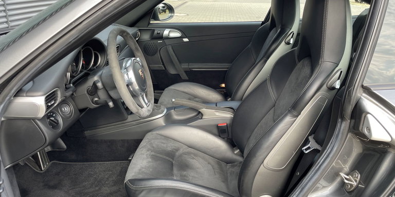 Porsche 997.2 Carrera GTS