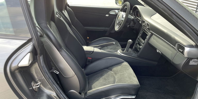 Porsche 997.2 Carrera GTS