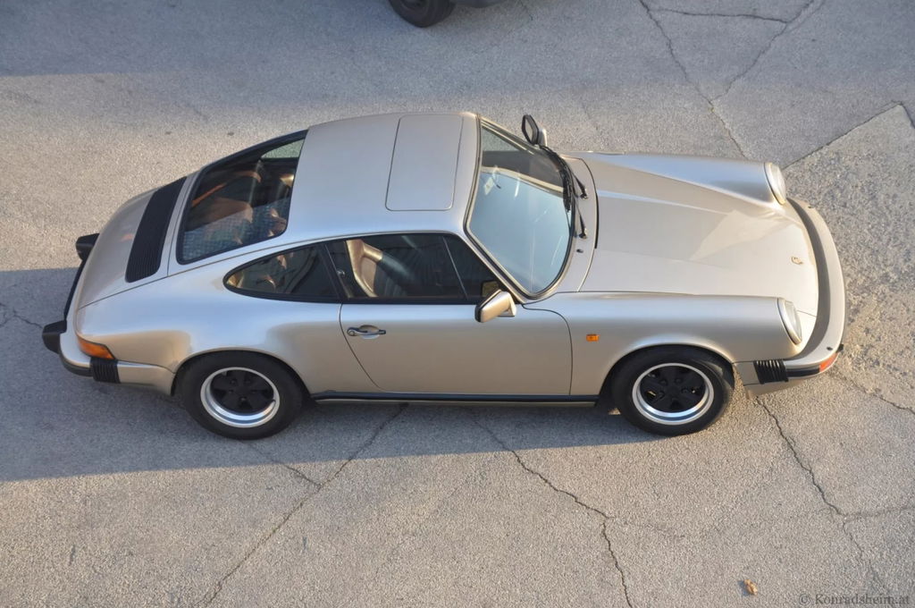 Porsche 911 Carrera 3.2