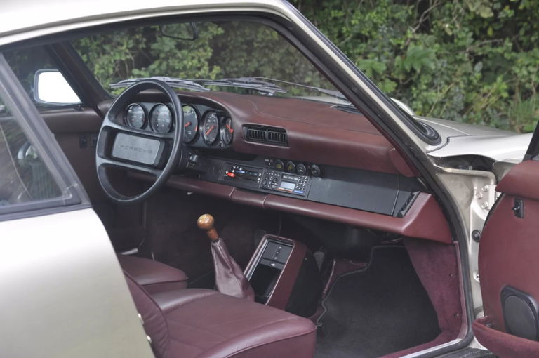 Porsche 911 Carrera 3.2