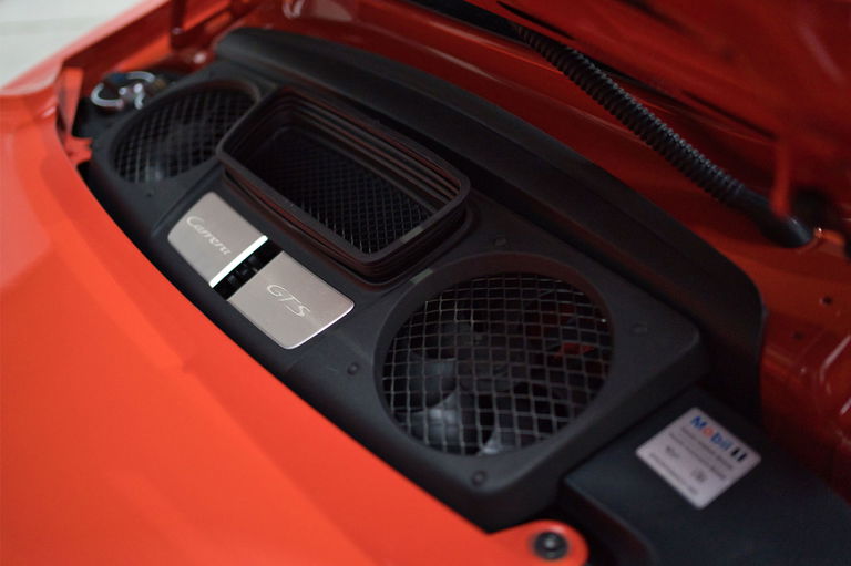 Porsche 991 Carrera GTS