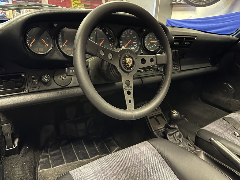 Porsche 964 Carrera 2