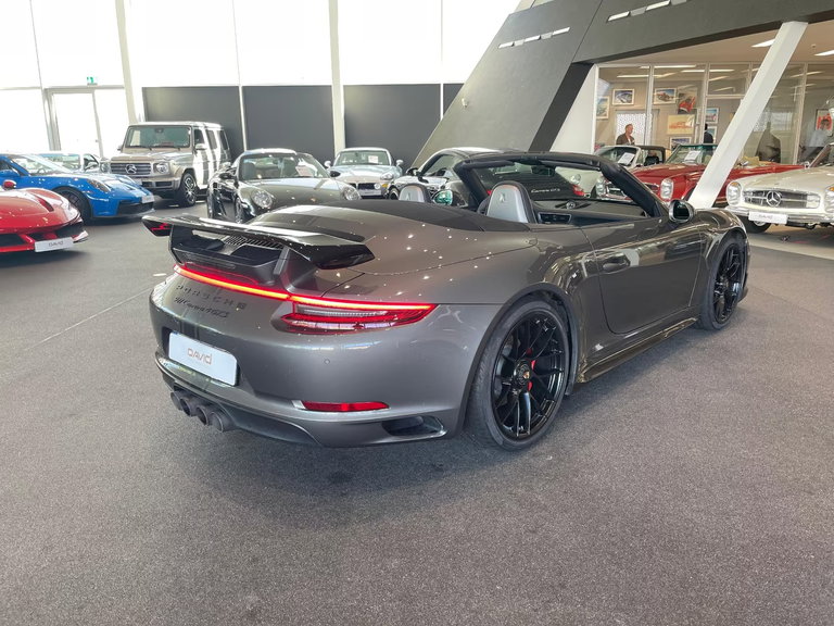 Porsche 991.2 Carrera 4 GTS