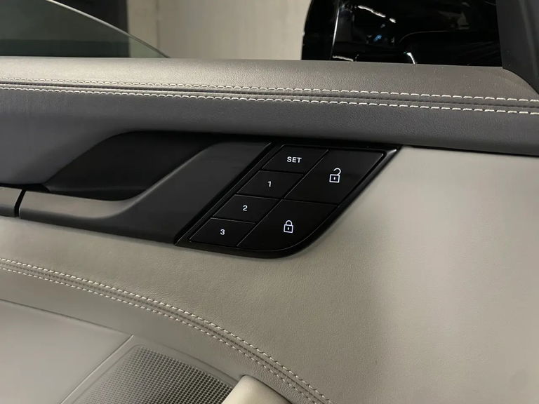 Porsche 992 Carrera 4 GTS