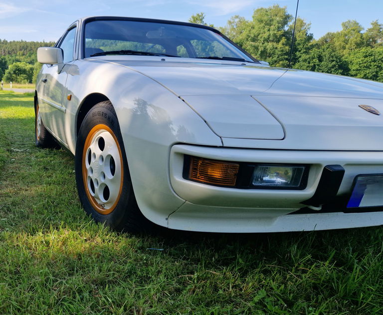 Porsche 924 S