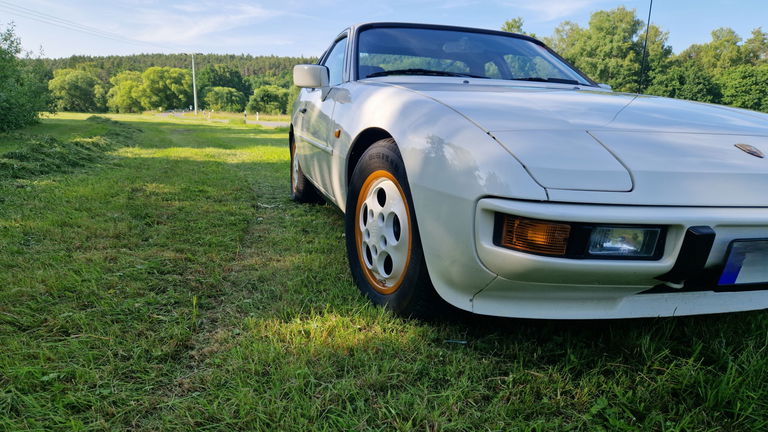 Porsche 924 S