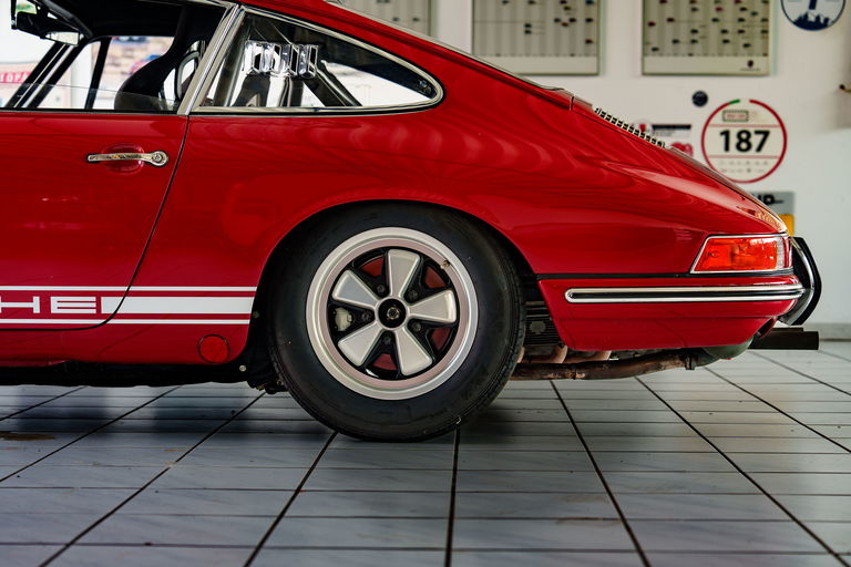 Porsche 911 (F-Modell)