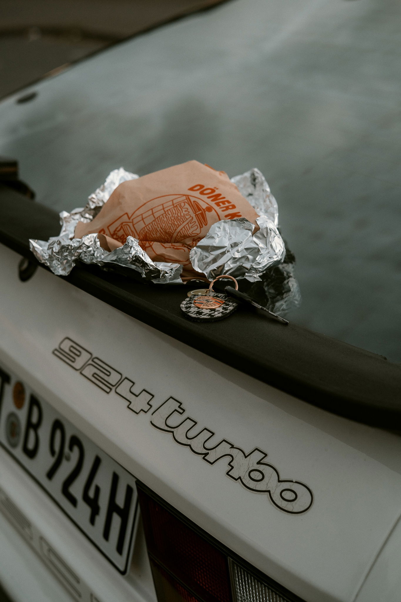 Kebab on Porsche rear spoiler
