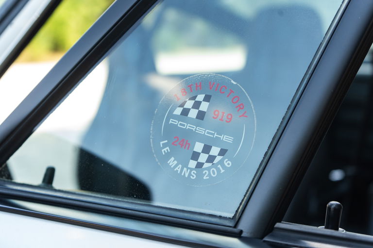 Porsche 911 Carrera 3.2 (US)