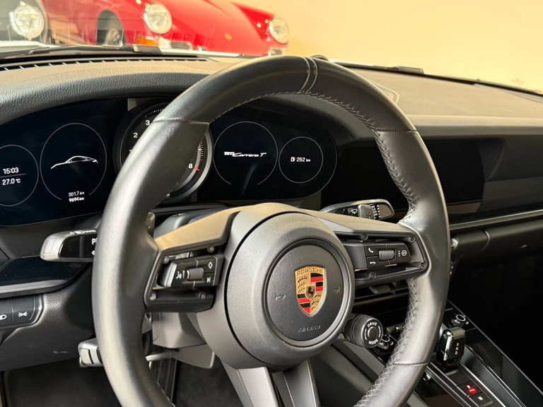 Porsche 992 Carrera T