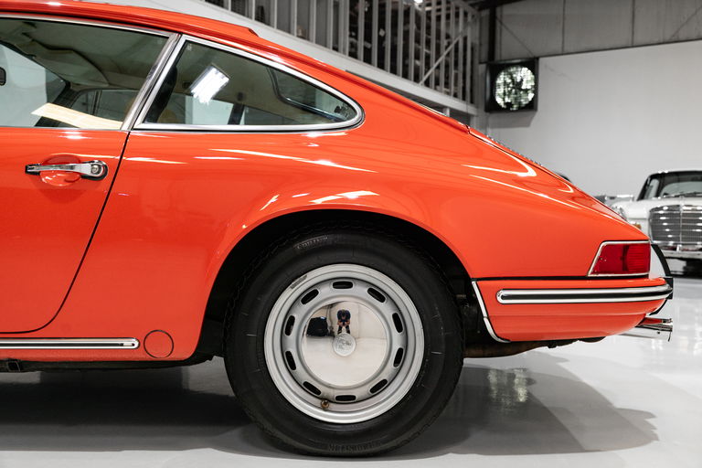 Porsche 911 T