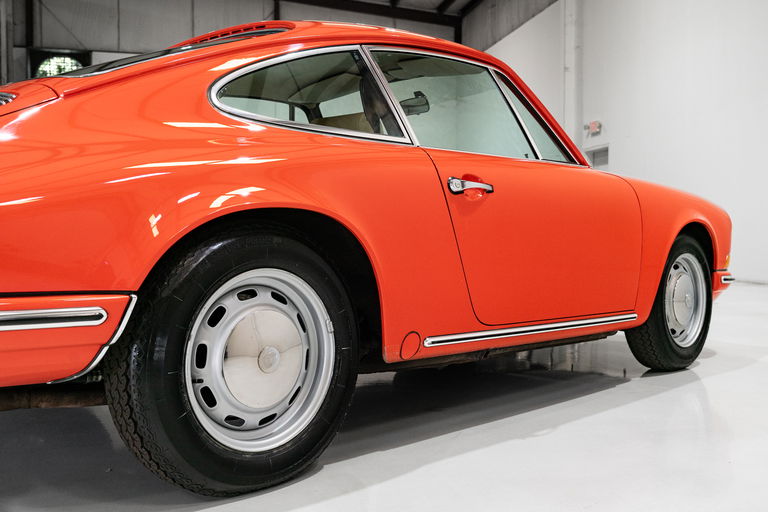 Porsche 911 T