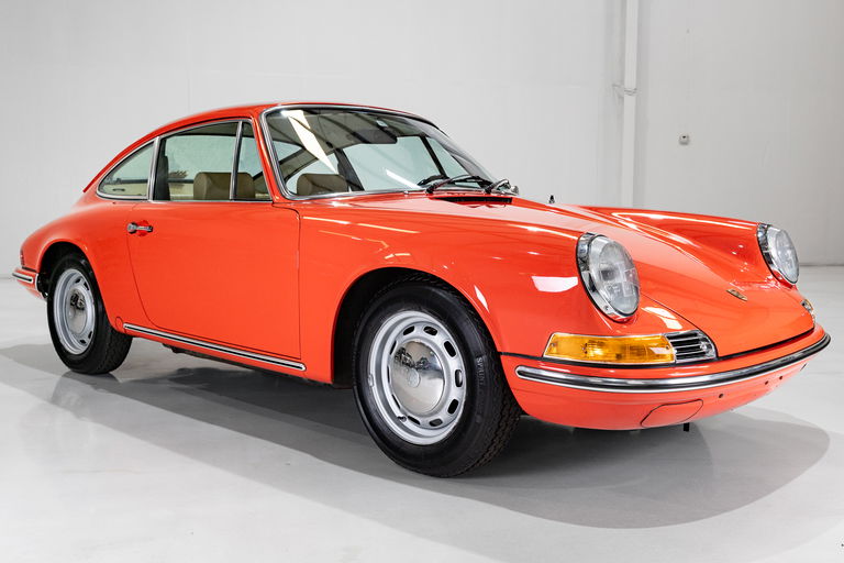Porsche 911 T