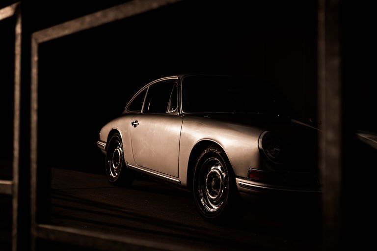 “Get out and drive!” – Birte Krause and her four-cylinder Porsches