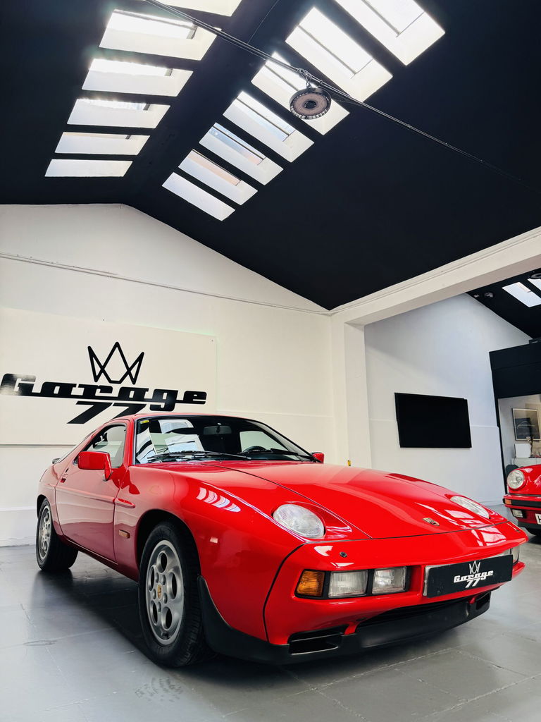 Porsche 928 S