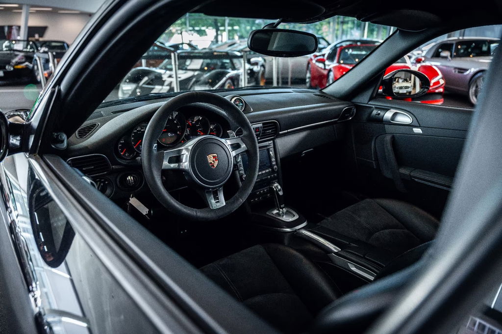 Porsche 997.2 Carrera GTS