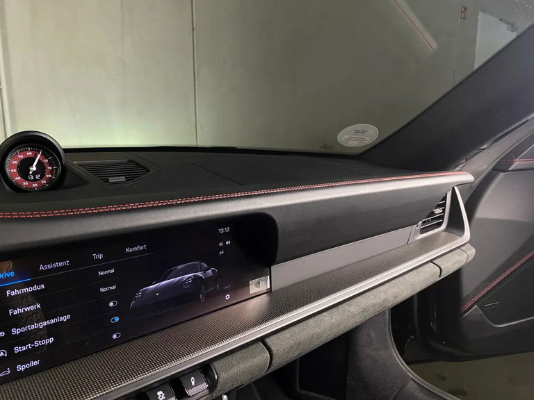 Porsche 992.2 Carrera GTS