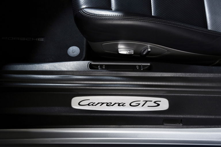 Porsche 991 Carrera GTS