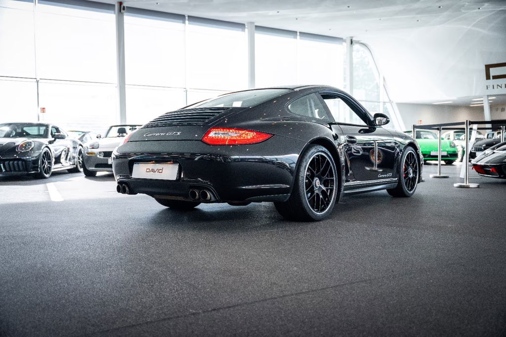 Porsche 997.2 Carrera GTS