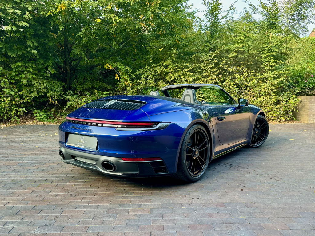 Porsche 992 Carrera GTS