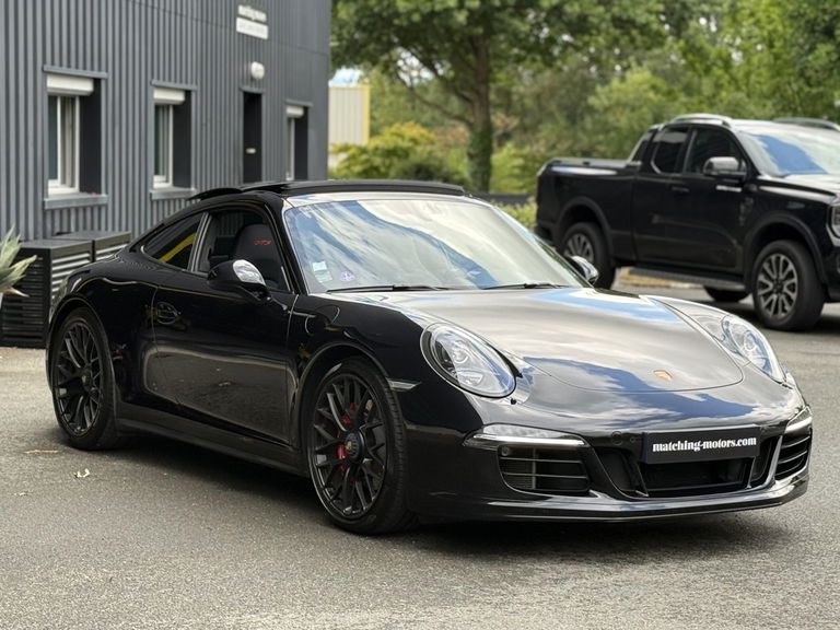 Porsche 991 Carrera 4 GTS