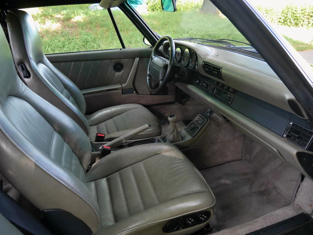 Porsche 964 Carrera 2