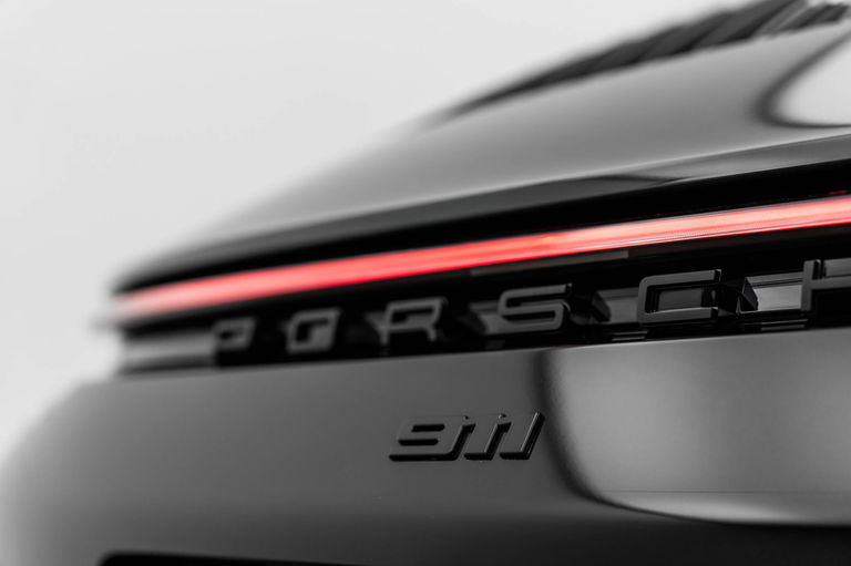 Porsche 992 Carrera GTS