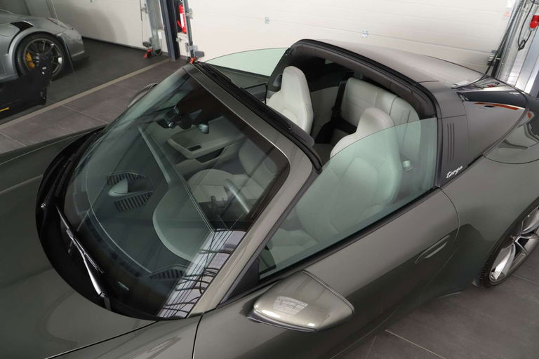 Porsche 992 Targa 4S