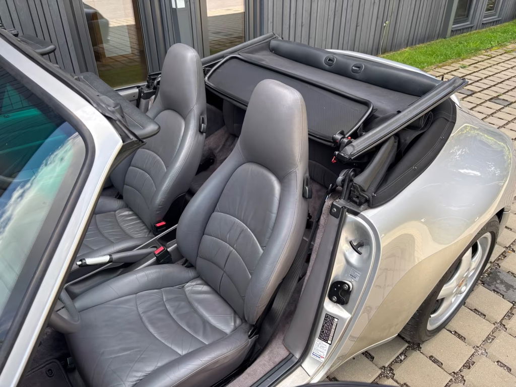 Porsche 993 Carrera