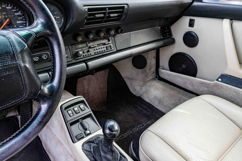 Porsche 964 Carrera 2