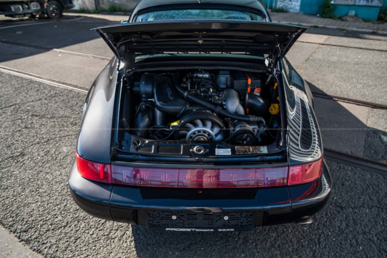 Porsche 964 Carrera 4