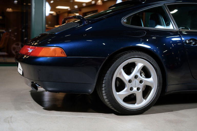 Porsche 993 Carrera 4