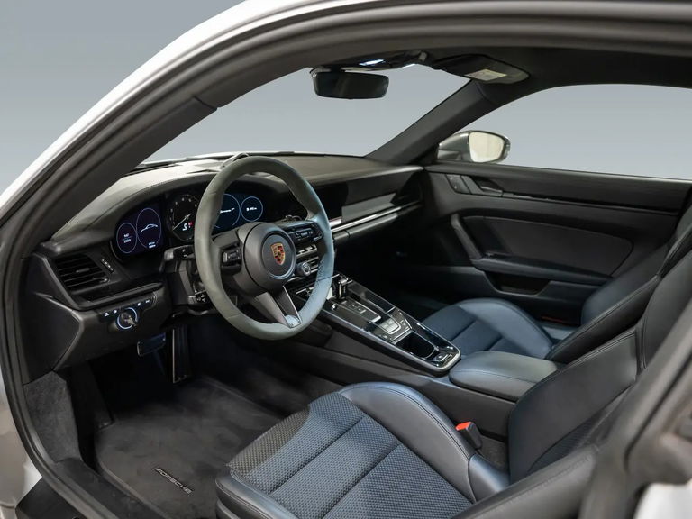 Porsche 992 Carrera T