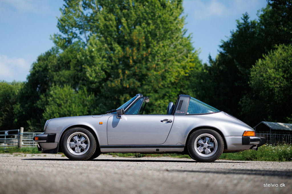 Porsche 911 Carrera 3.2