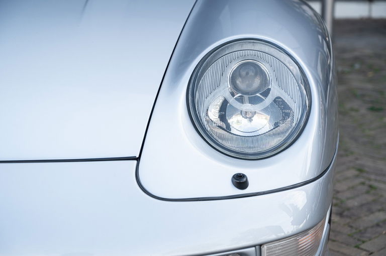 Porsche 993 Carrera 4S
