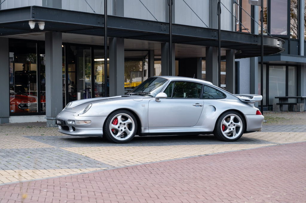 Porsche 993 Carrera 4S