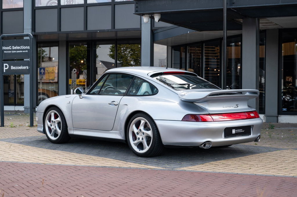 Porsche 993 Carrera 4S