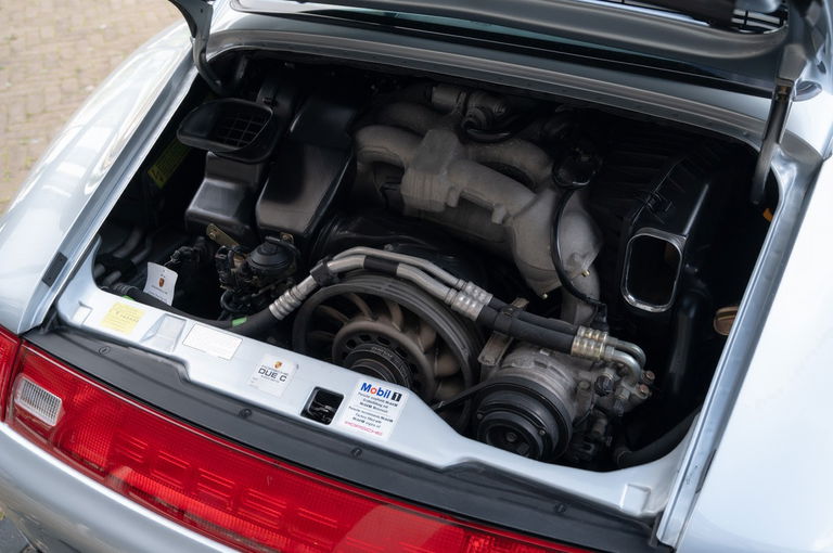 Porsche 993 Carrera 4S