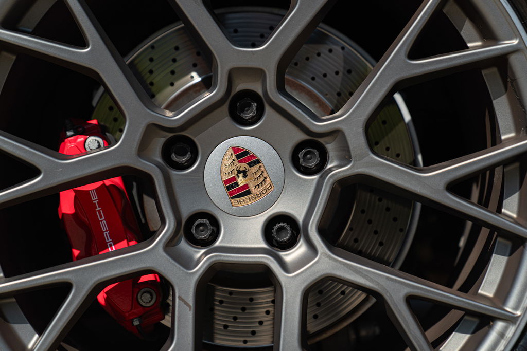 Porsche 992 Carrera 4S