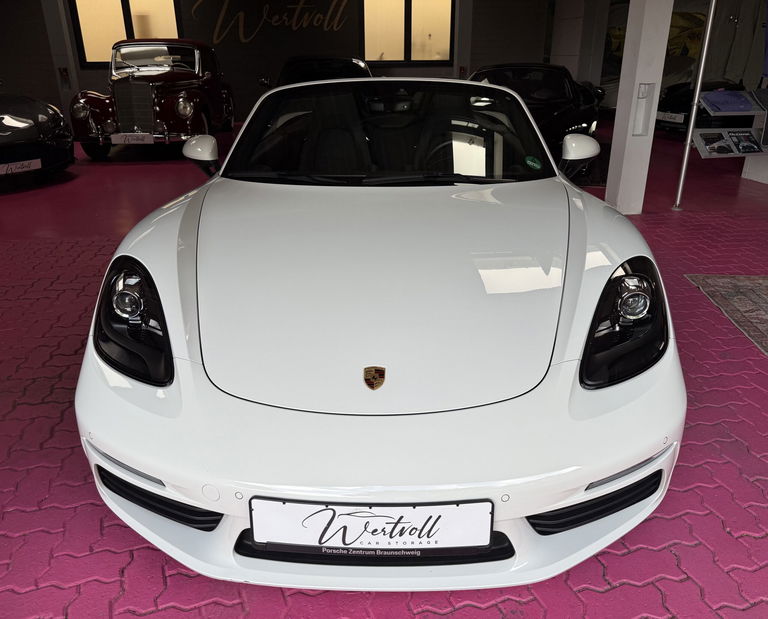Porsche 718 Boxster