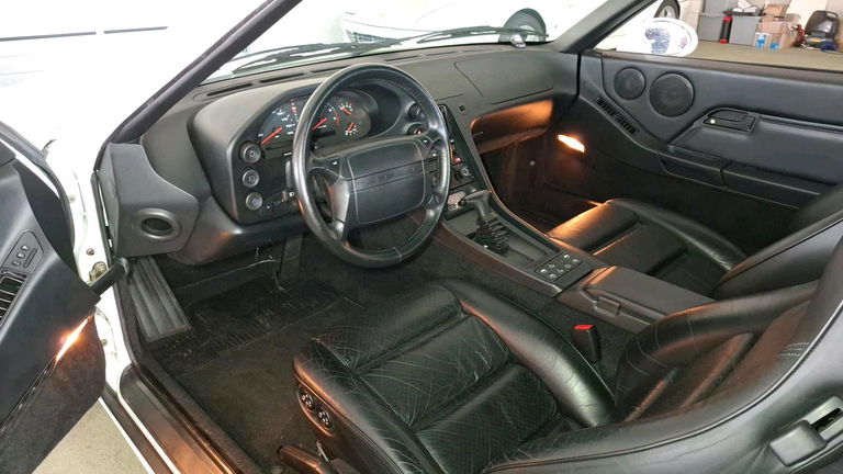 Porsche 928 GTS